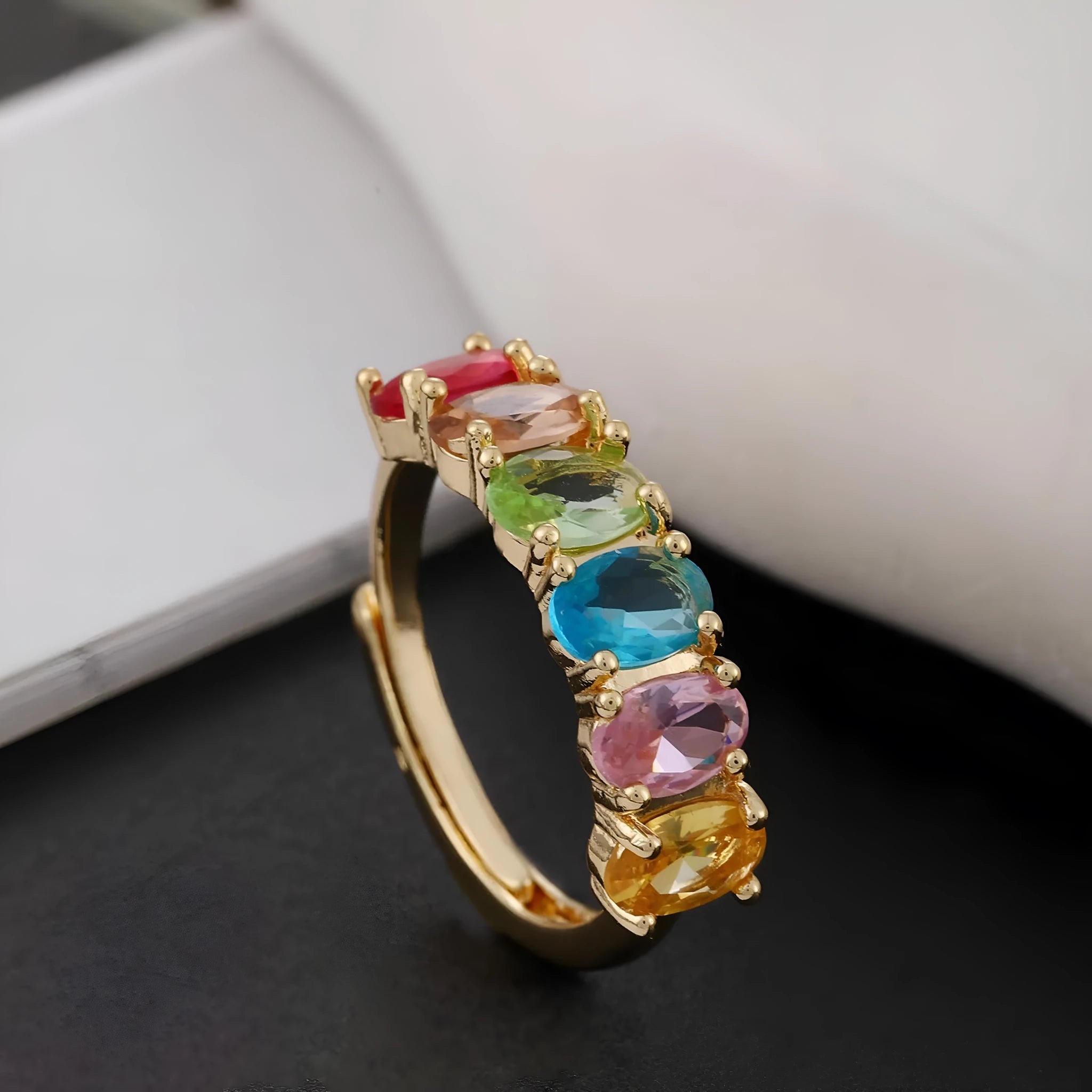Gold electroplated adjustable zircon ring with simple retro design on copper band