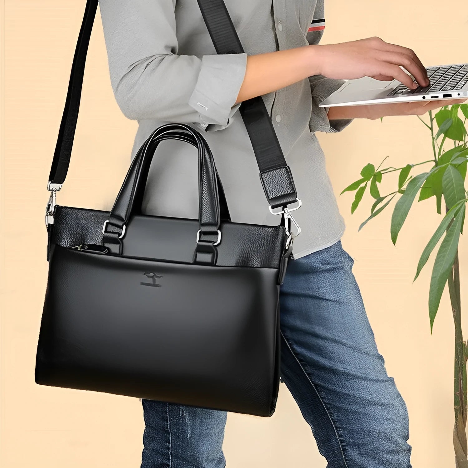 Men's black and brown PU leather business messenger bag with splicing design