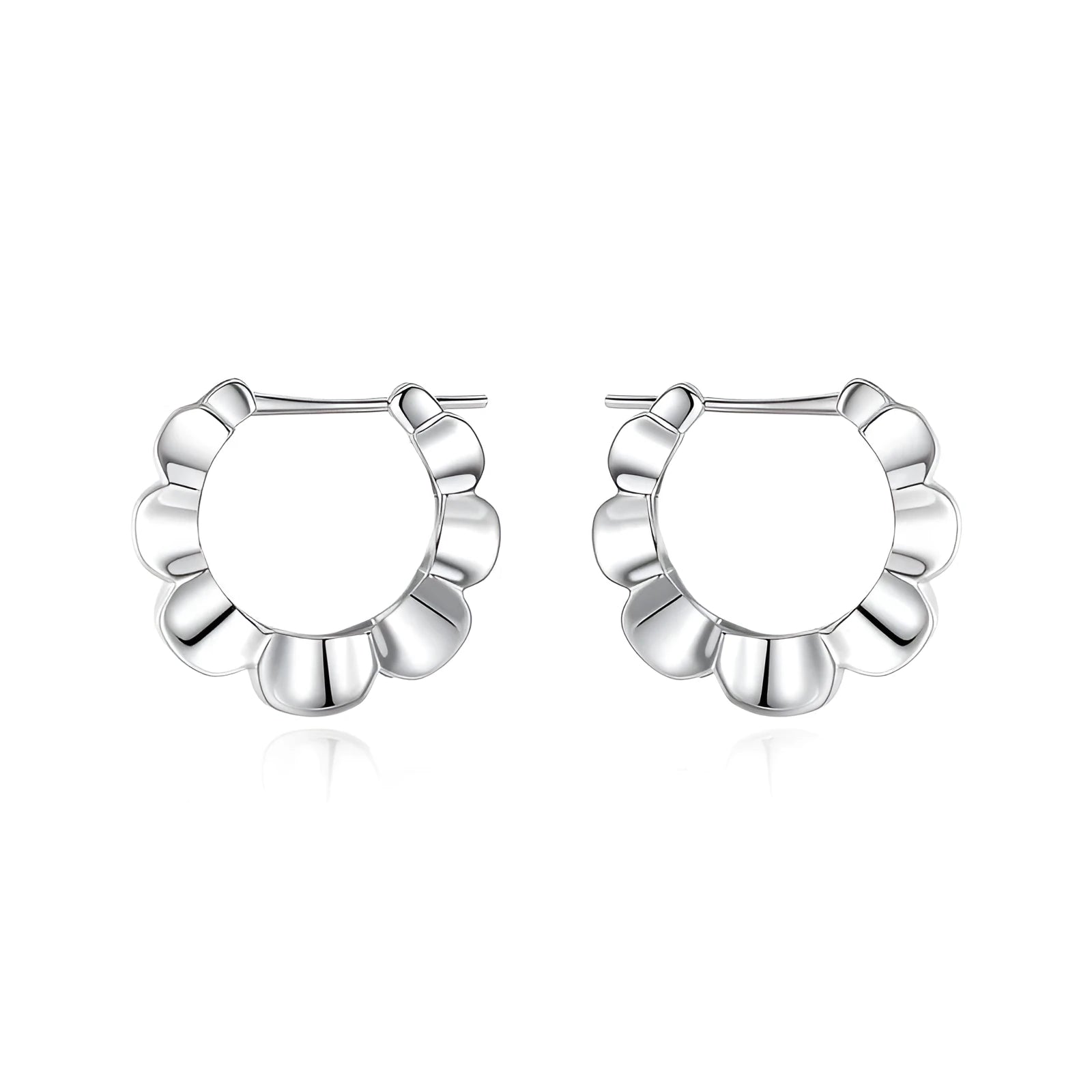 Sterling silver geometric round earrings with electroplated finish and retro simple elegant design