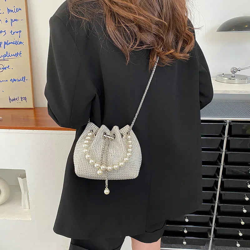 Fashion diamond-detailed PU leather bucket bag with detachable chain crossbody strap