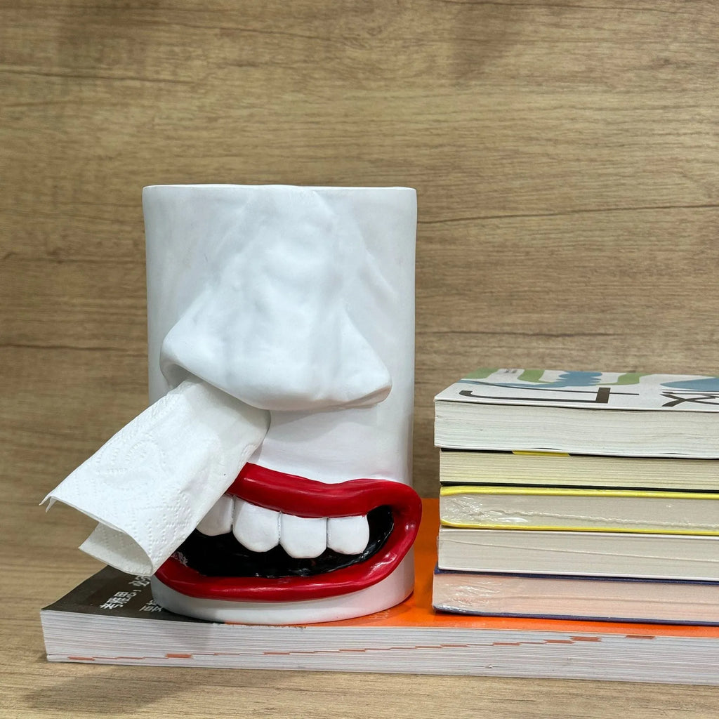 American-style resin tissue box holder with funny character design measuring 8.5 by 14.6 cm