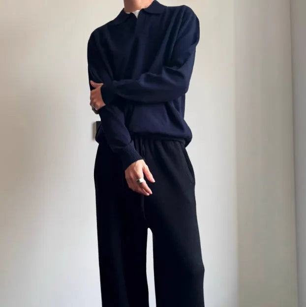 Pure wool loose-fit polo sweater with a lapel collar in navy blue colour.