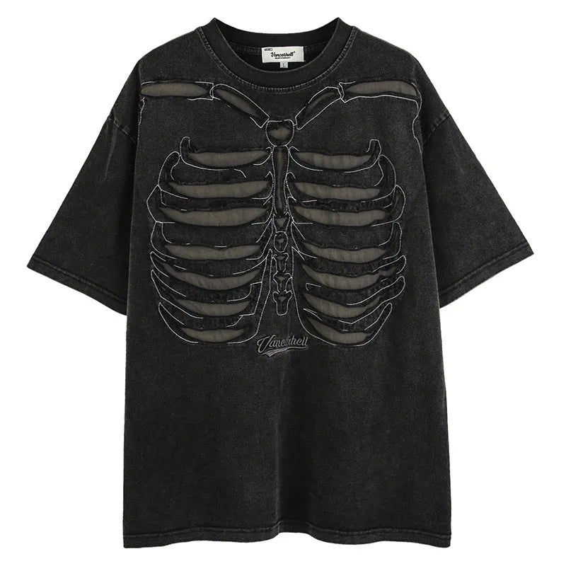 Skull graphic cotton t-shirt with letter print in loose drop-shoulder style