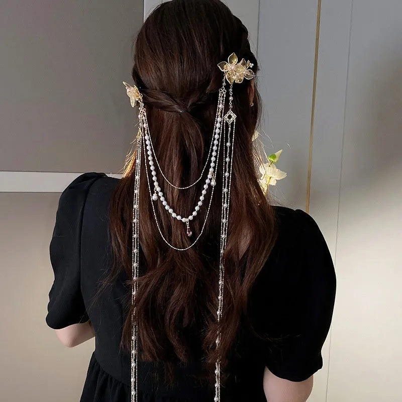 Gold women's hairpin with pearl diamond flower decoration and long tassels