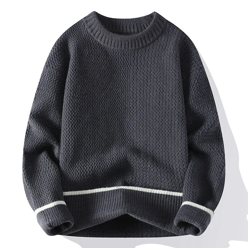 Men's loose fit round neck sweater in polyester blend fabric