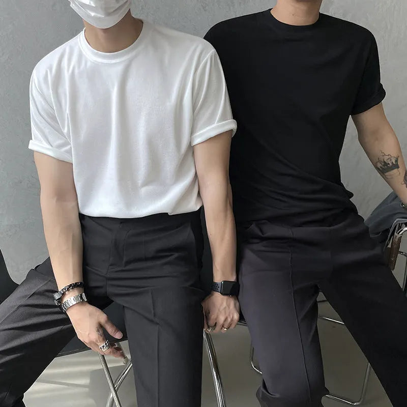 Men's slim fit cotton T-shirt in black and white solid colours with round neckline