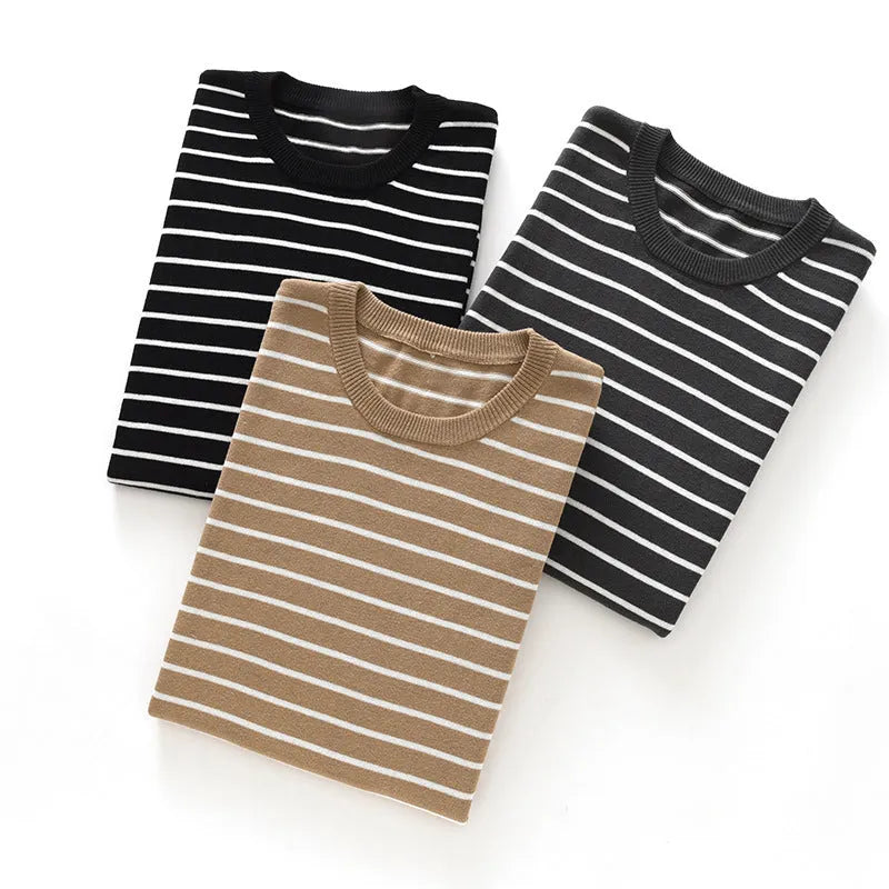 Men's pure cotton striped short sleeve t-shirt in black with round neck and thin fabric