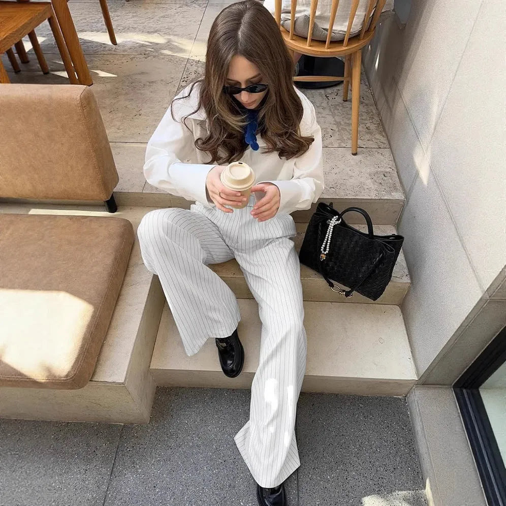 White striped wide-leg loose casual trousers for women with zipper styling