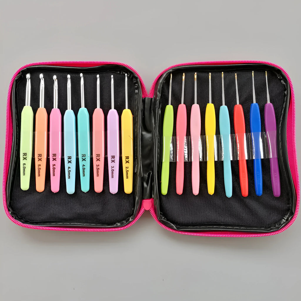 Complete set of 16 crochet hooks in a PU bag, showing thick and thin handles in sizes 1.0mm to 6.0mm.