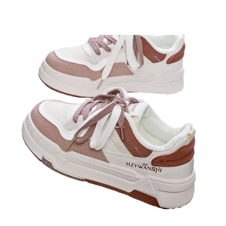 Children's height increasing board shoes in beige, green, or red with cross shoulder straps and thick rubber soles