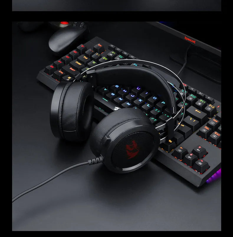Black wired computer gaming headset with 2-metre cable showing 3.5mm connector for PC gaming