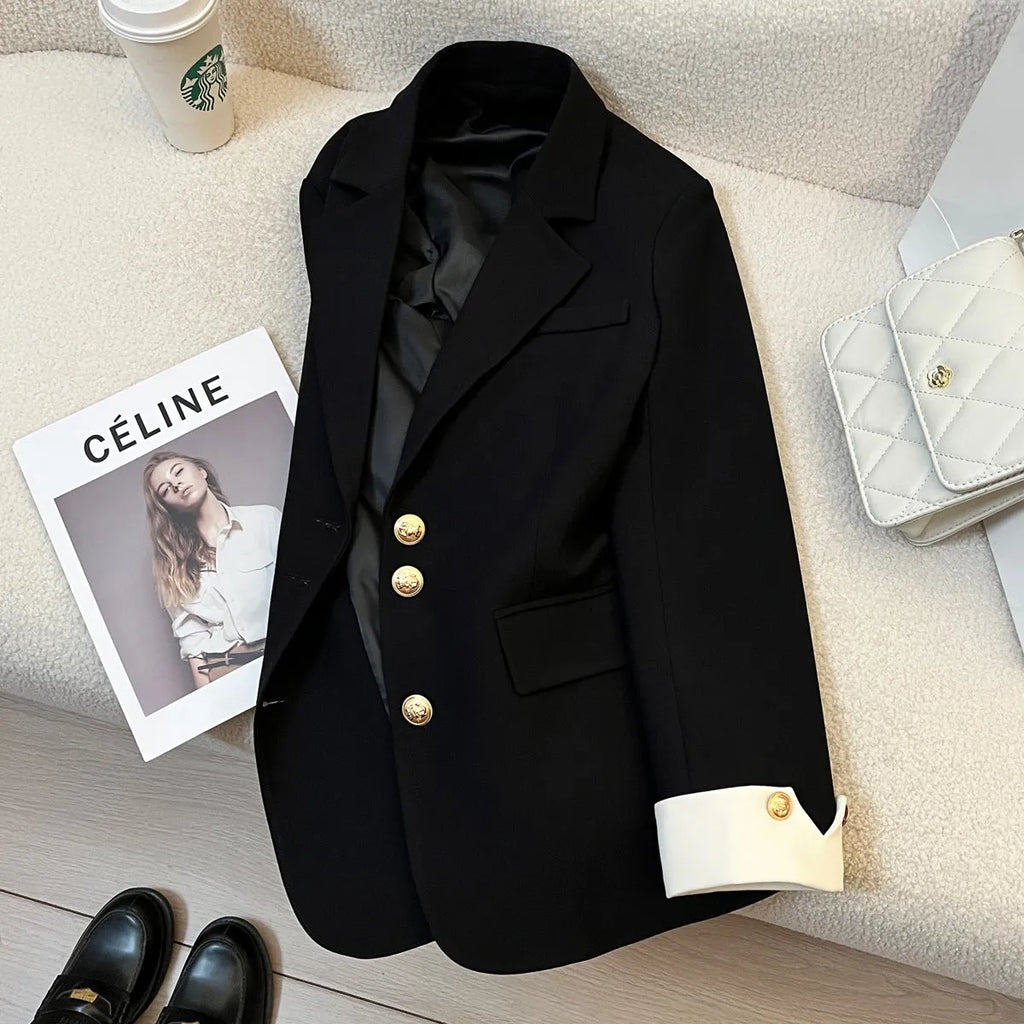Korean-style women's loose fit commuting coat in milky white with regular long sleeves