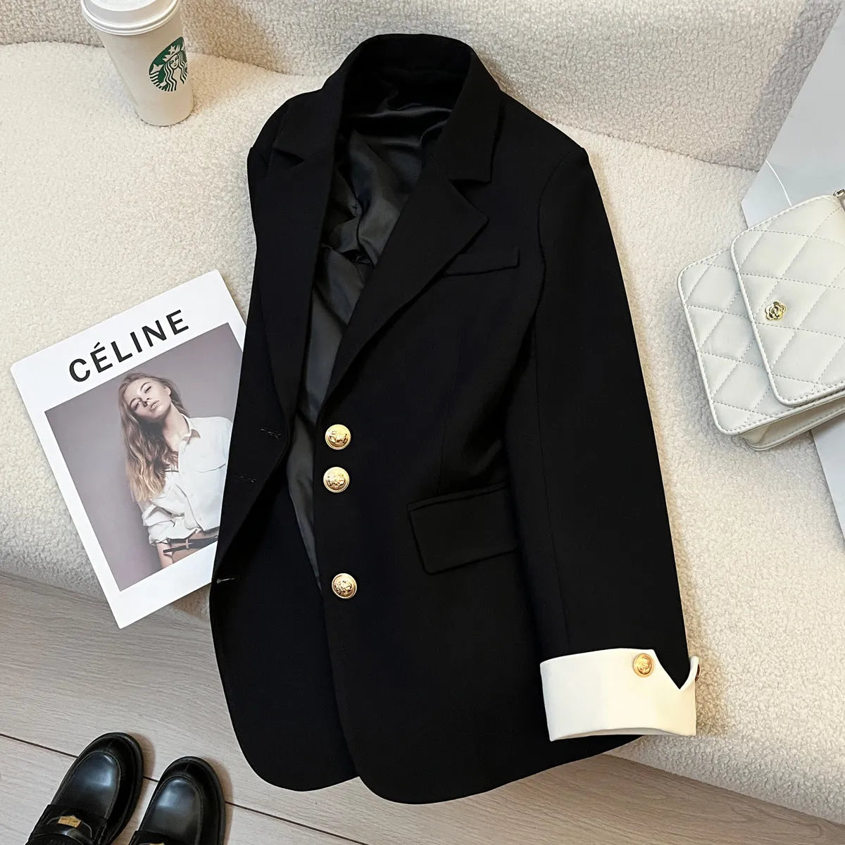 Korean-style women's loose fit commuting coat in milky white with regular long sleeves