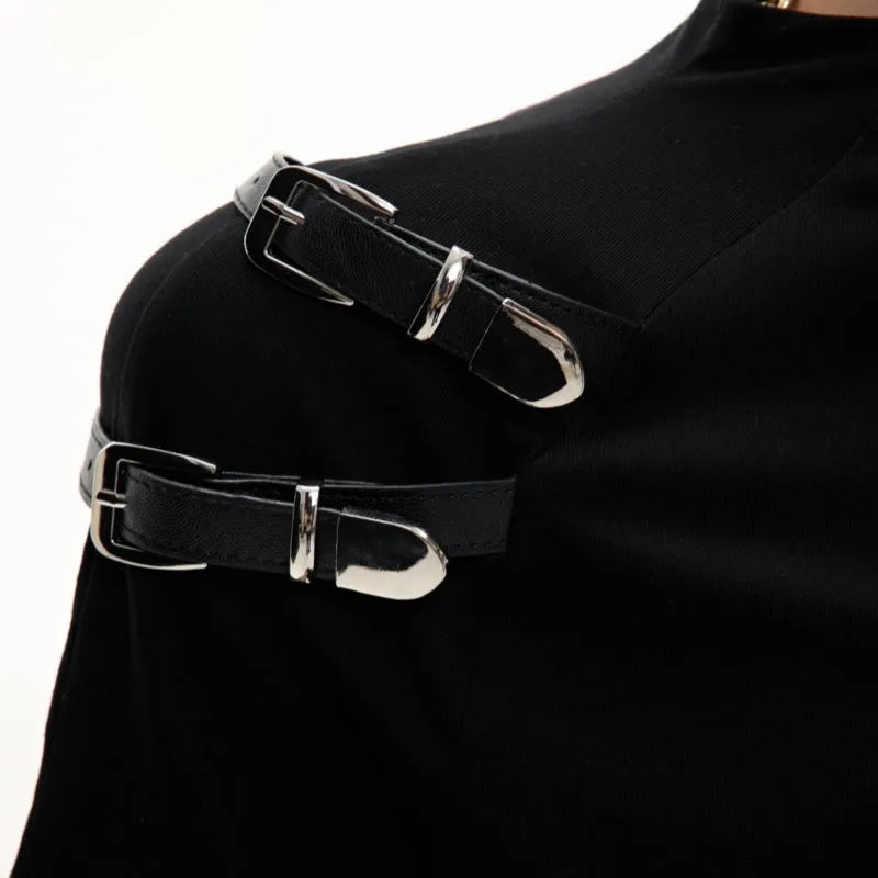 Men's slim fit cotton T-shirt with metal belt detail and stand-up collar in black and white options