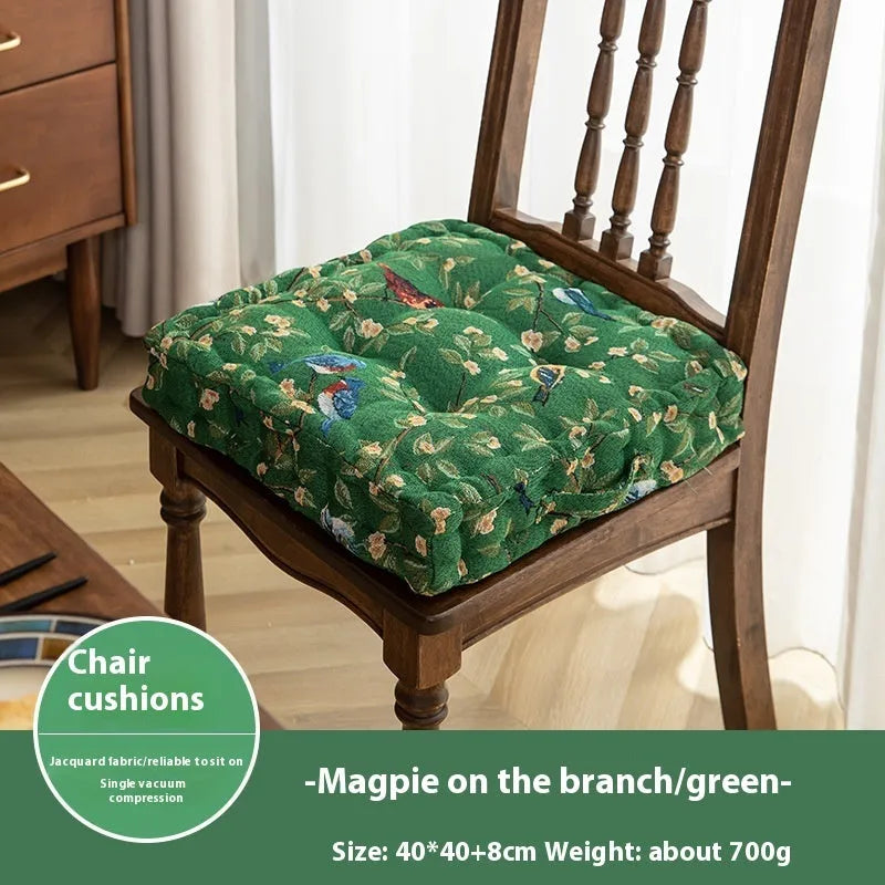 American style dining chair cushion showing 40×40×8cm dimensions with thick PP cotton filling
