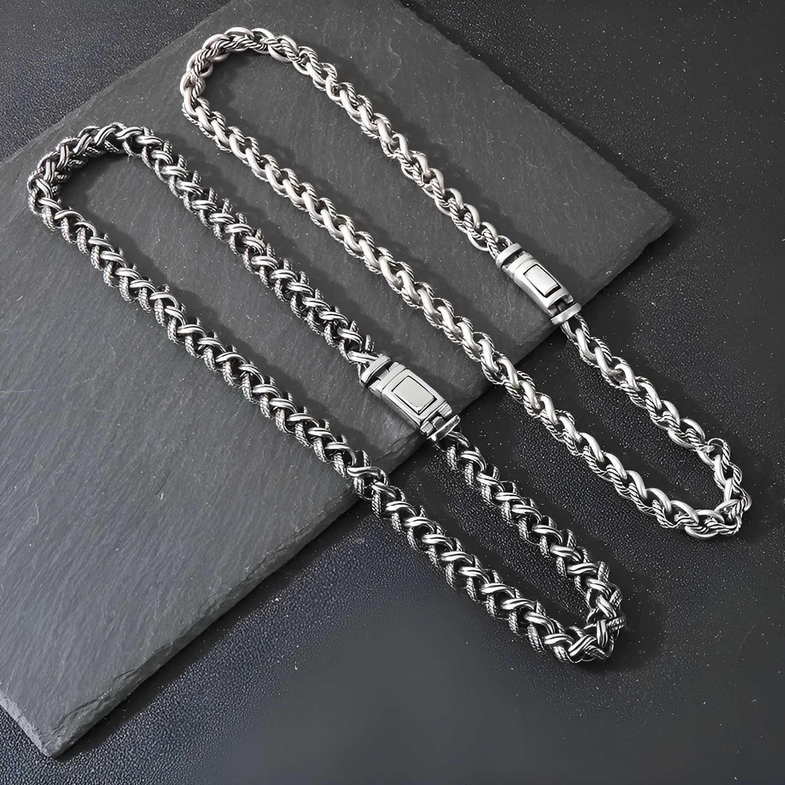 Men's titanium steel keel chain necklace with geometric pendant and large hemp flower links