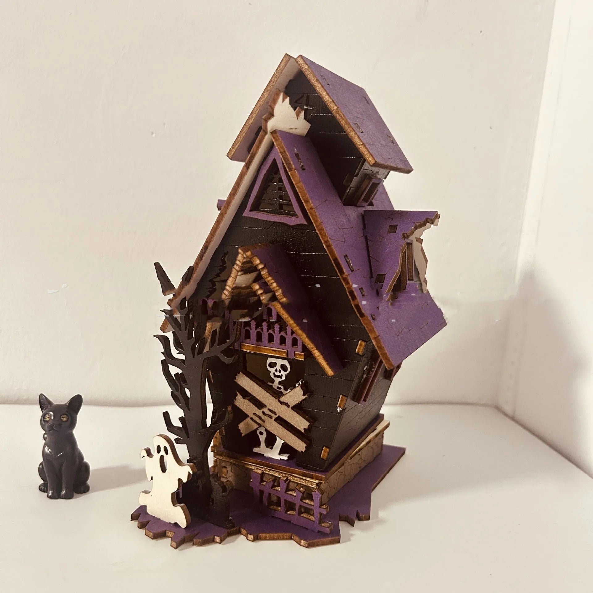 Halloween DIY wooden glowing haunted house table decoration measuring 14x10.5x19cm