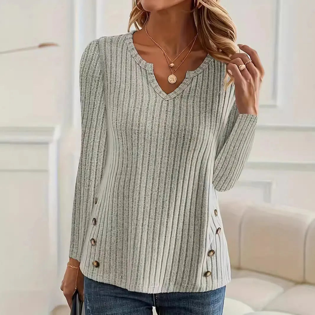 Casual solid colour button sweater knitted in polyester fabric with regular sleeves