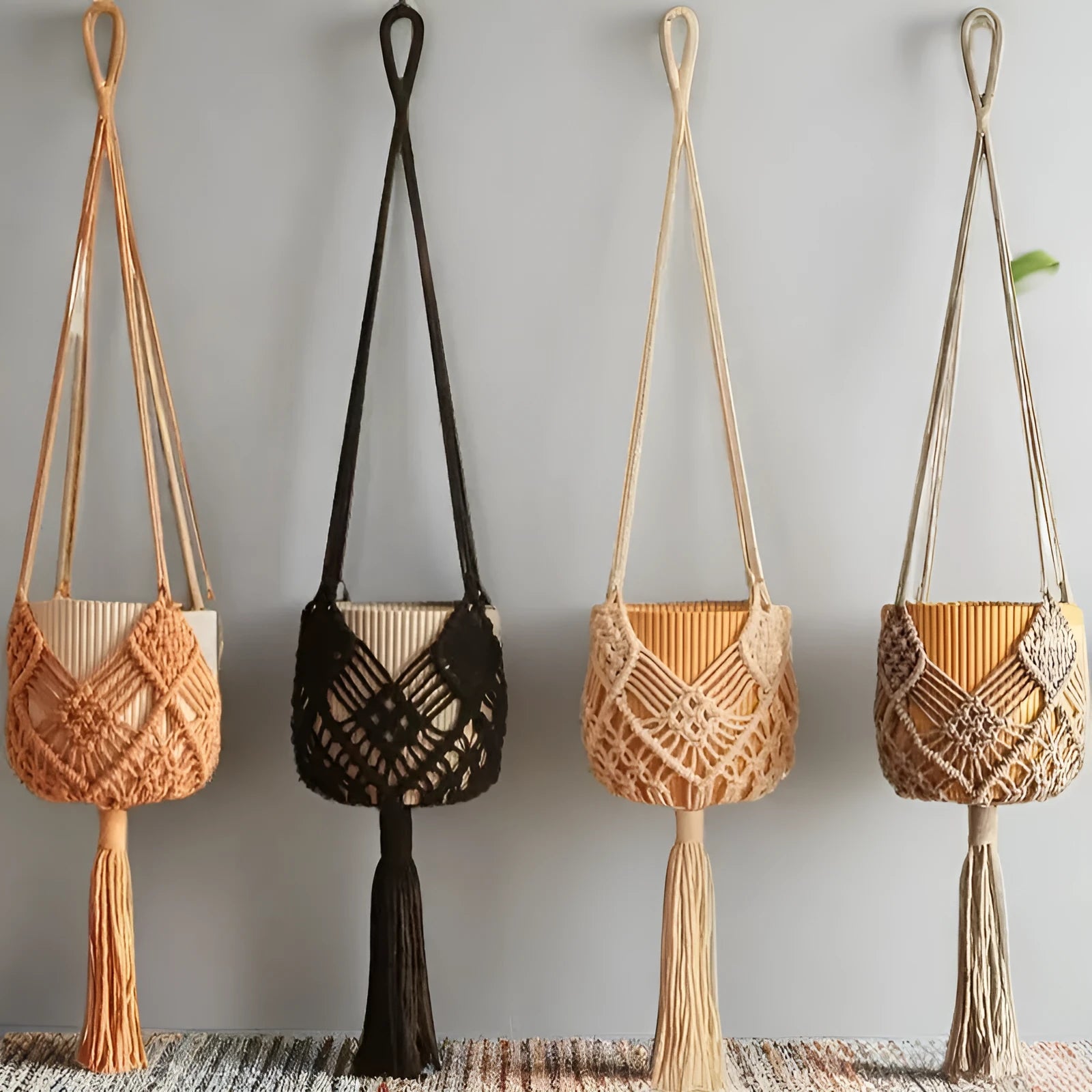 Hand-woven minimalist flower pot in raw cotton colour with an external net pocket for tools.