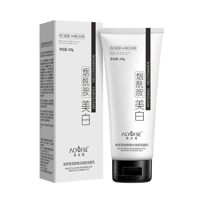 White packaged whitening and freckle removing facial cleanser for pore cleansing