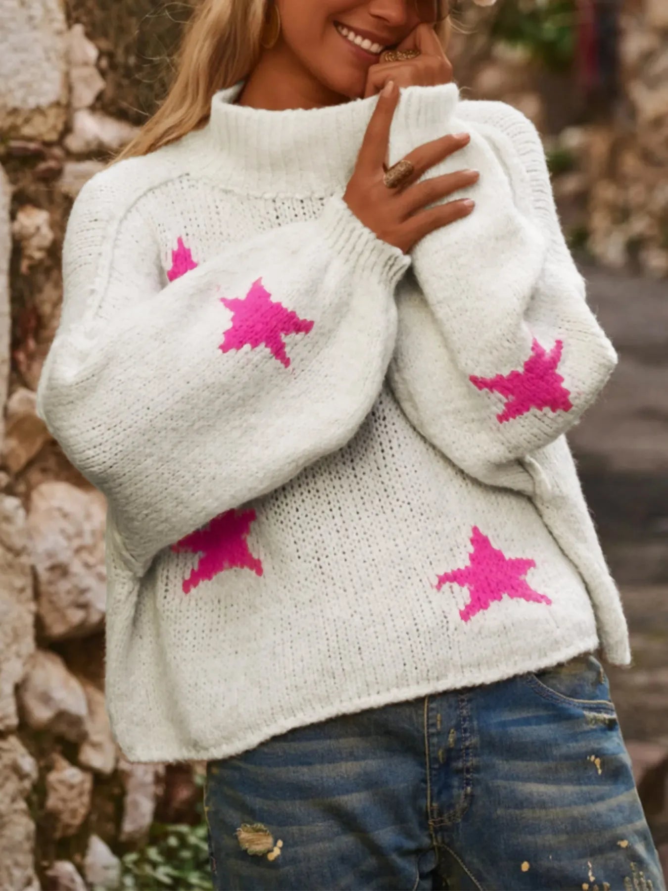 White women's turtleneck pullover with five-pointed star pattern and imitation velvet fabric