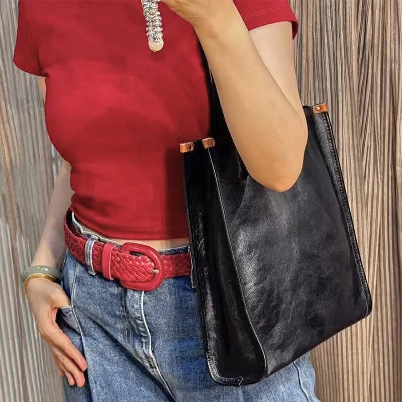 Genuine leather large capacity city commuter shoulder bag square vertical tote in black