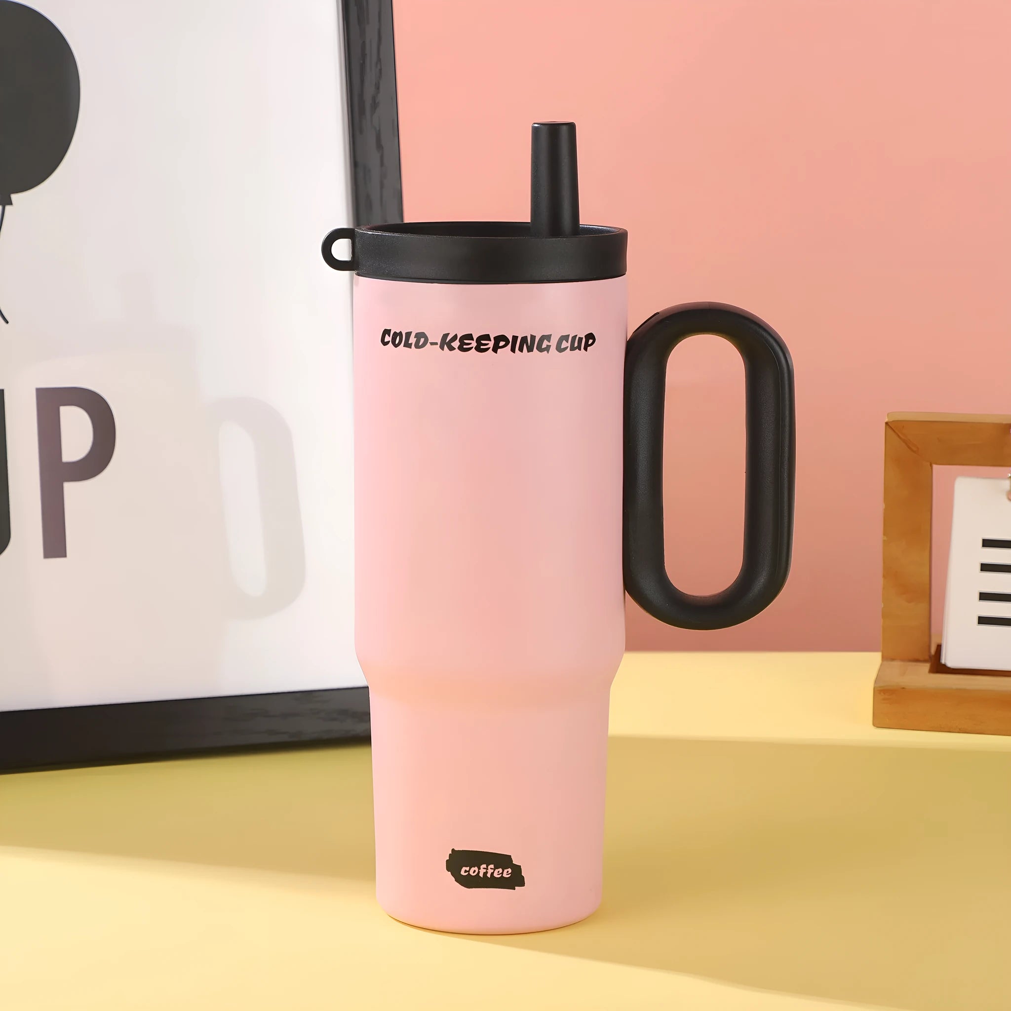 Large capacity insulated straw cup with handle in multiple colour options for DIY drinks