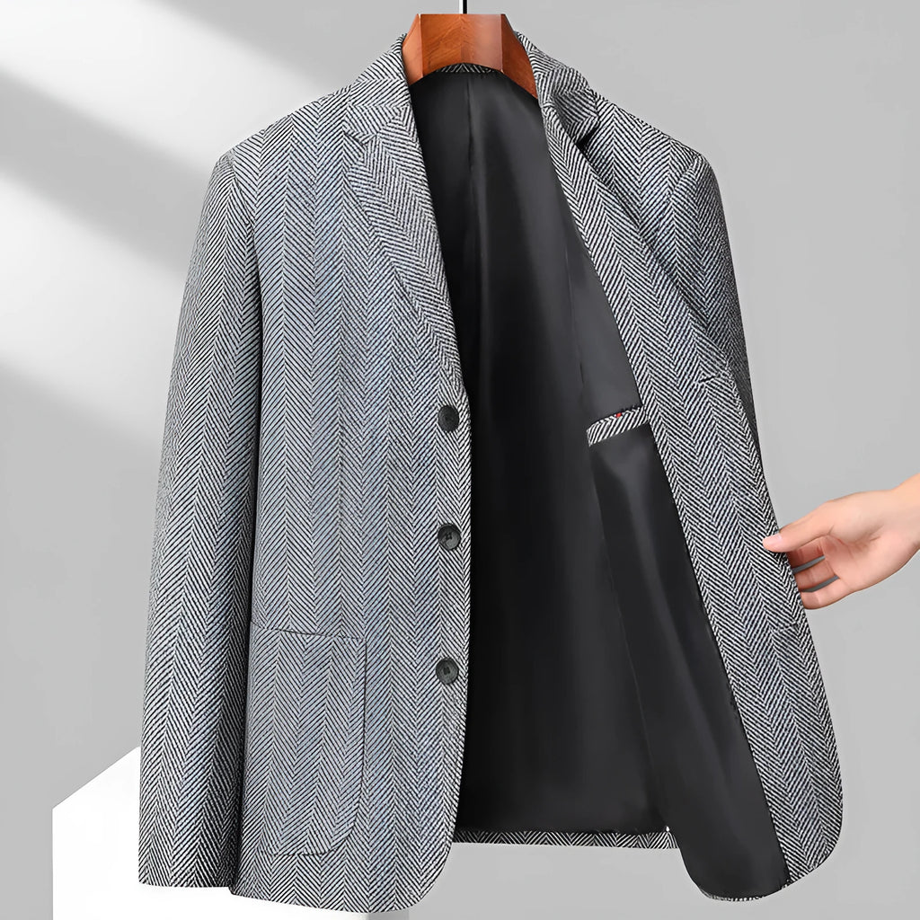 Men's loose fit woolen coat in solid colour for spring and autumn seasons