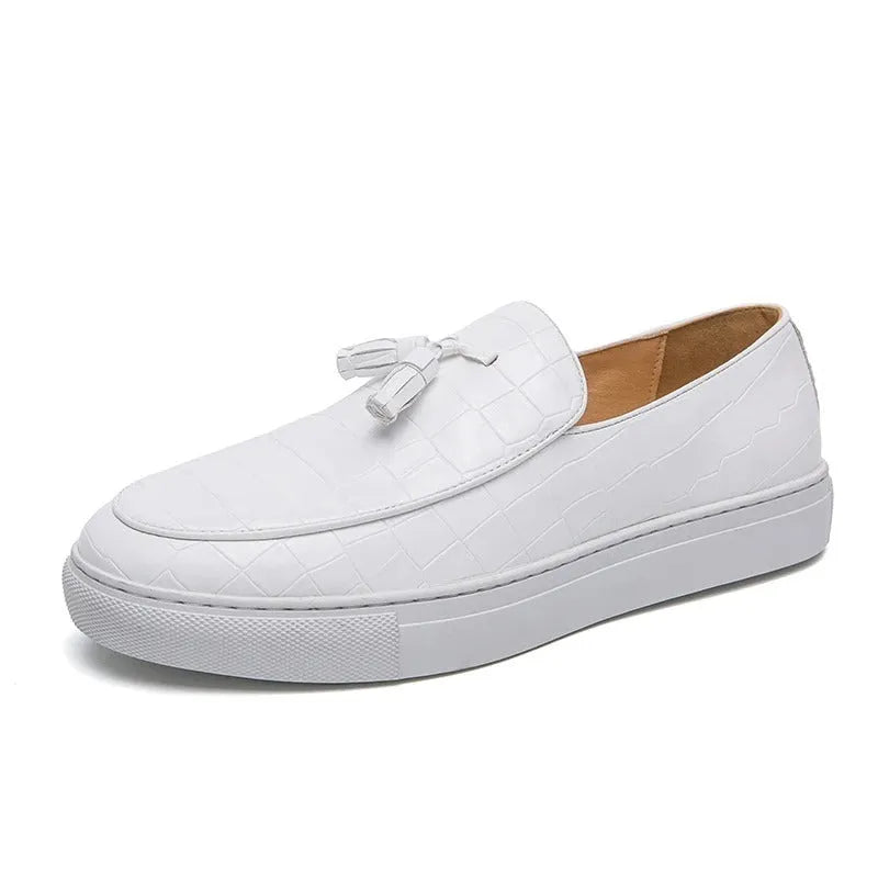 Men's plus size business casual sneakers with tassel detail in black artificial PU and rubber sole