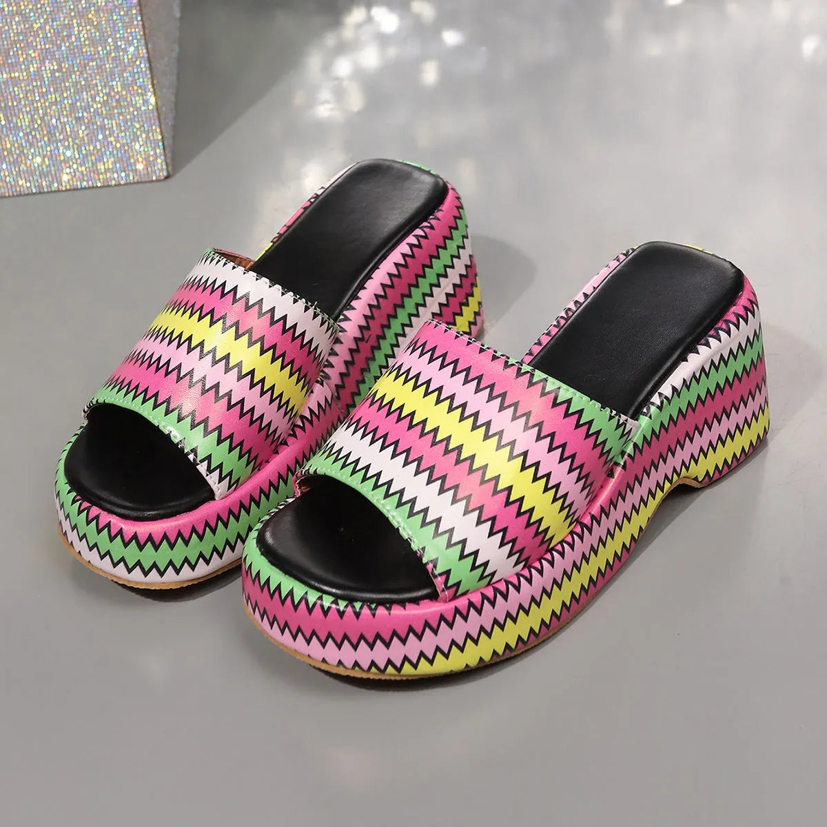 Women's colourful wave print platform wedge sandals with fish mouth open toe design