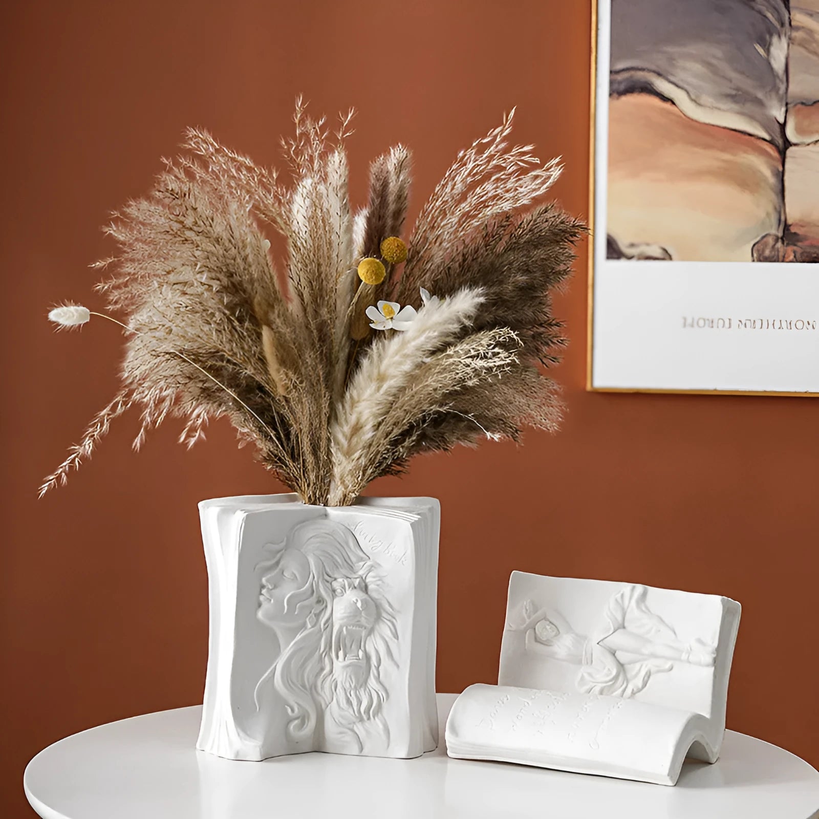 Ceramic book stand with glazed surface in modern simplicity style for desktop organisation