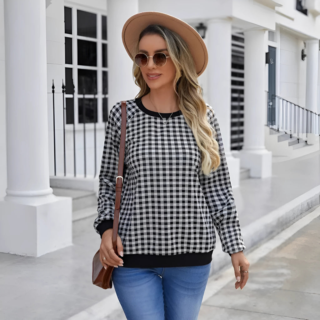 Black Japanese sweet plaid pullover long sleeve polyester sweater with striped pattern