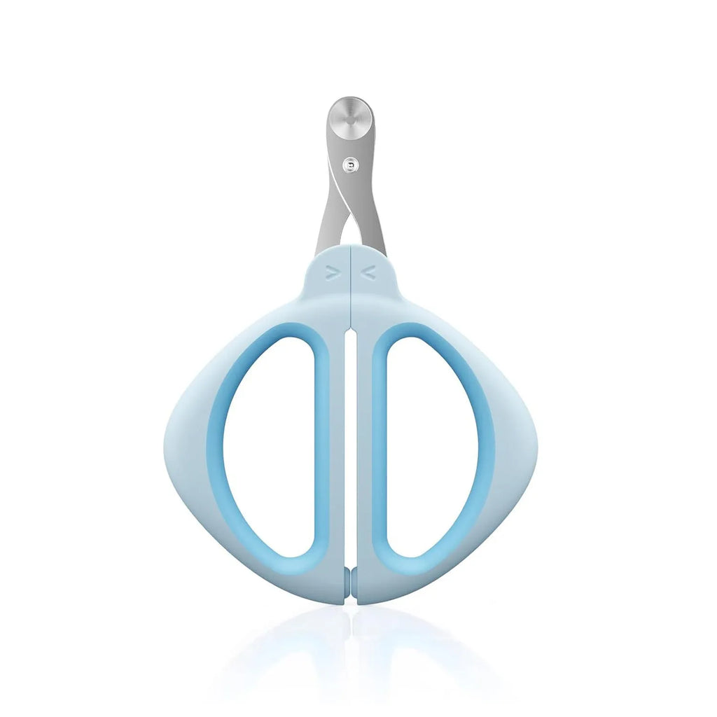 Cat nail clipper with positioning round hole and non-slip handle in blue and pink colours