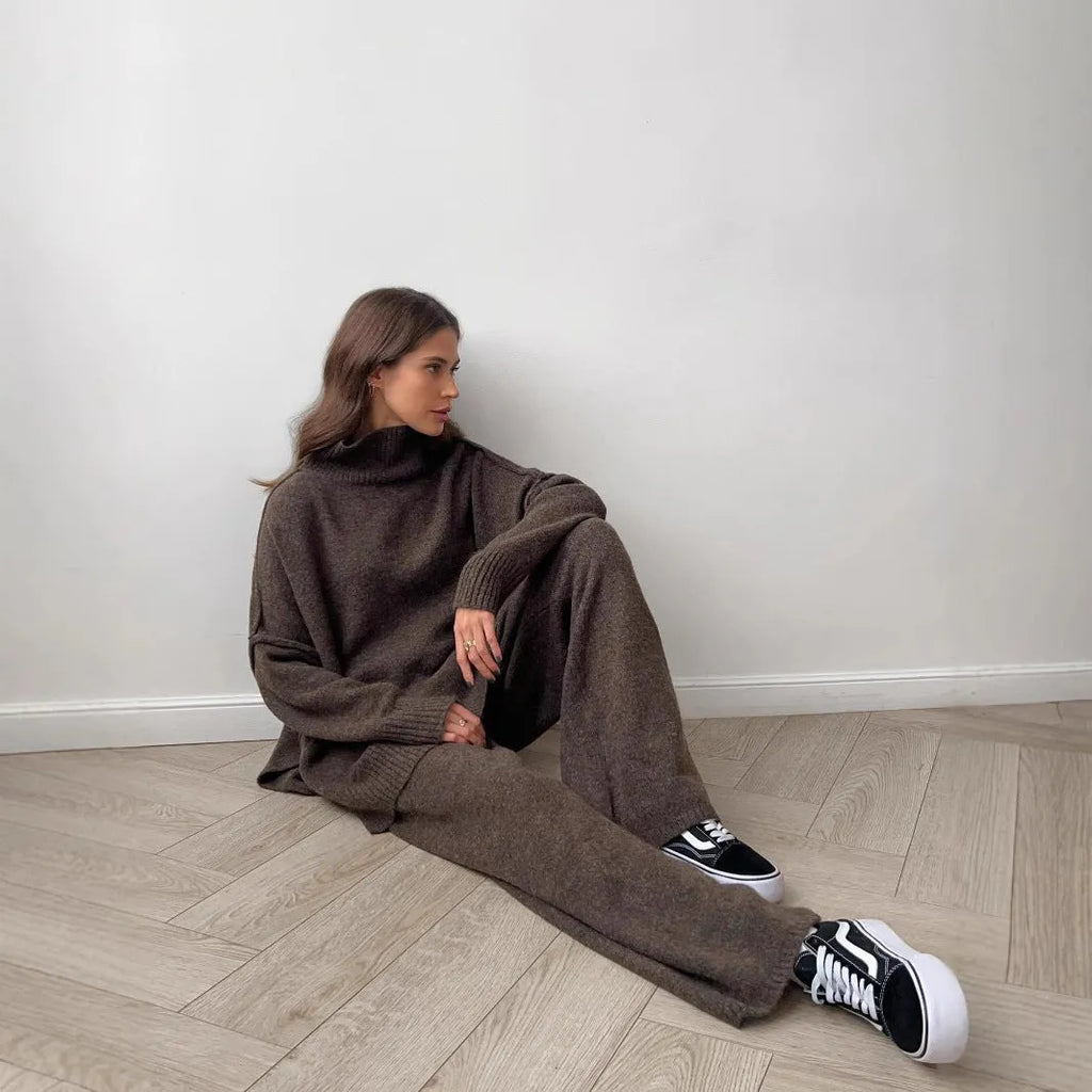 Women's side-slit sweater and trousers suit in acrylic fabric, free size fit