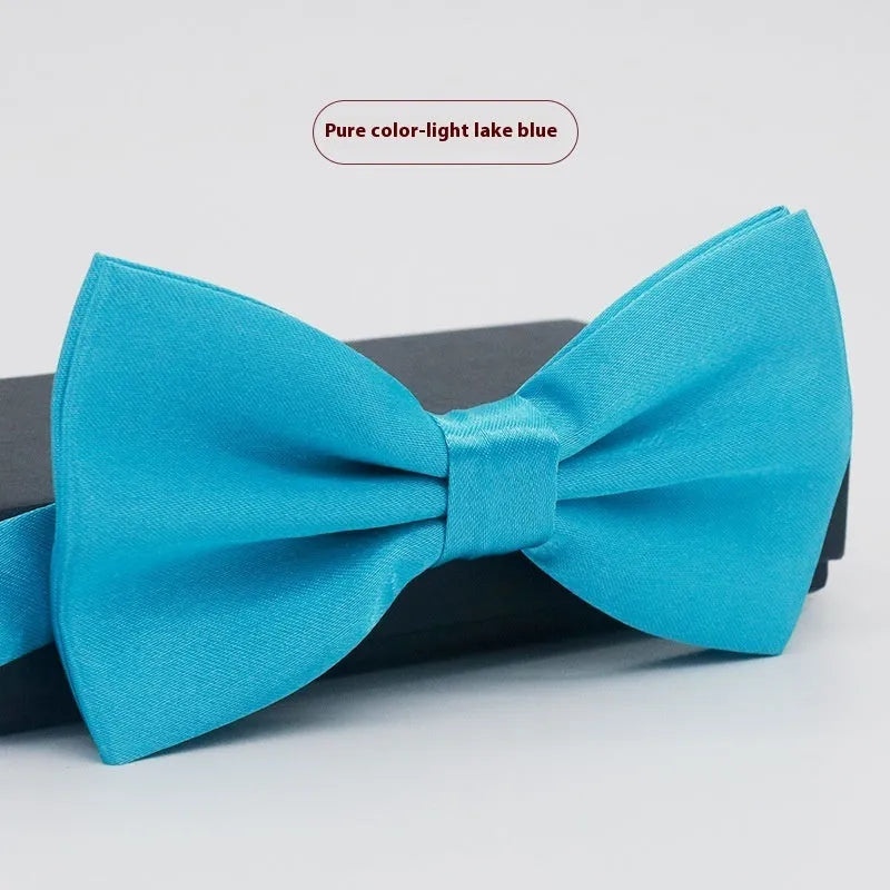 Flat head style bow tie in small plaid pattern measuring 12x6cm for formal wedding and business wear