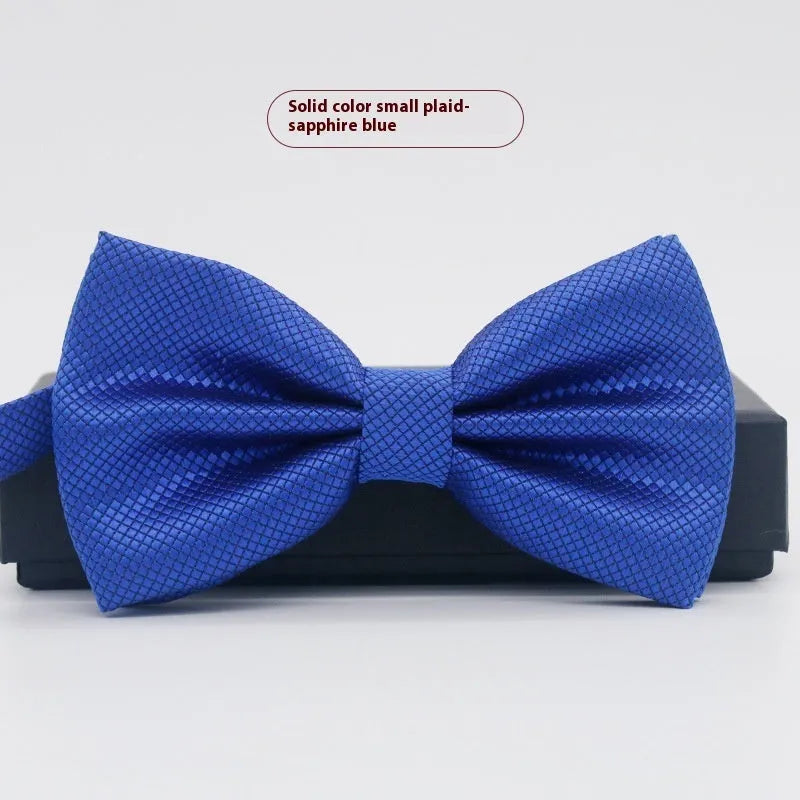 Flat head style bow tie in small plaid pattern measuring 12x6cm for formal wedding and business wear