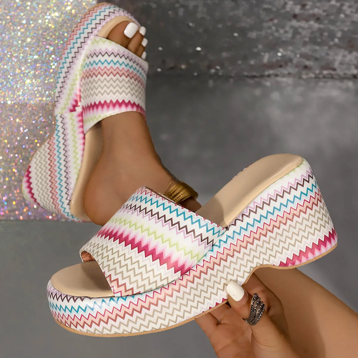 Women's colourful wave print platform wedge sandals with fish mouth open toe design