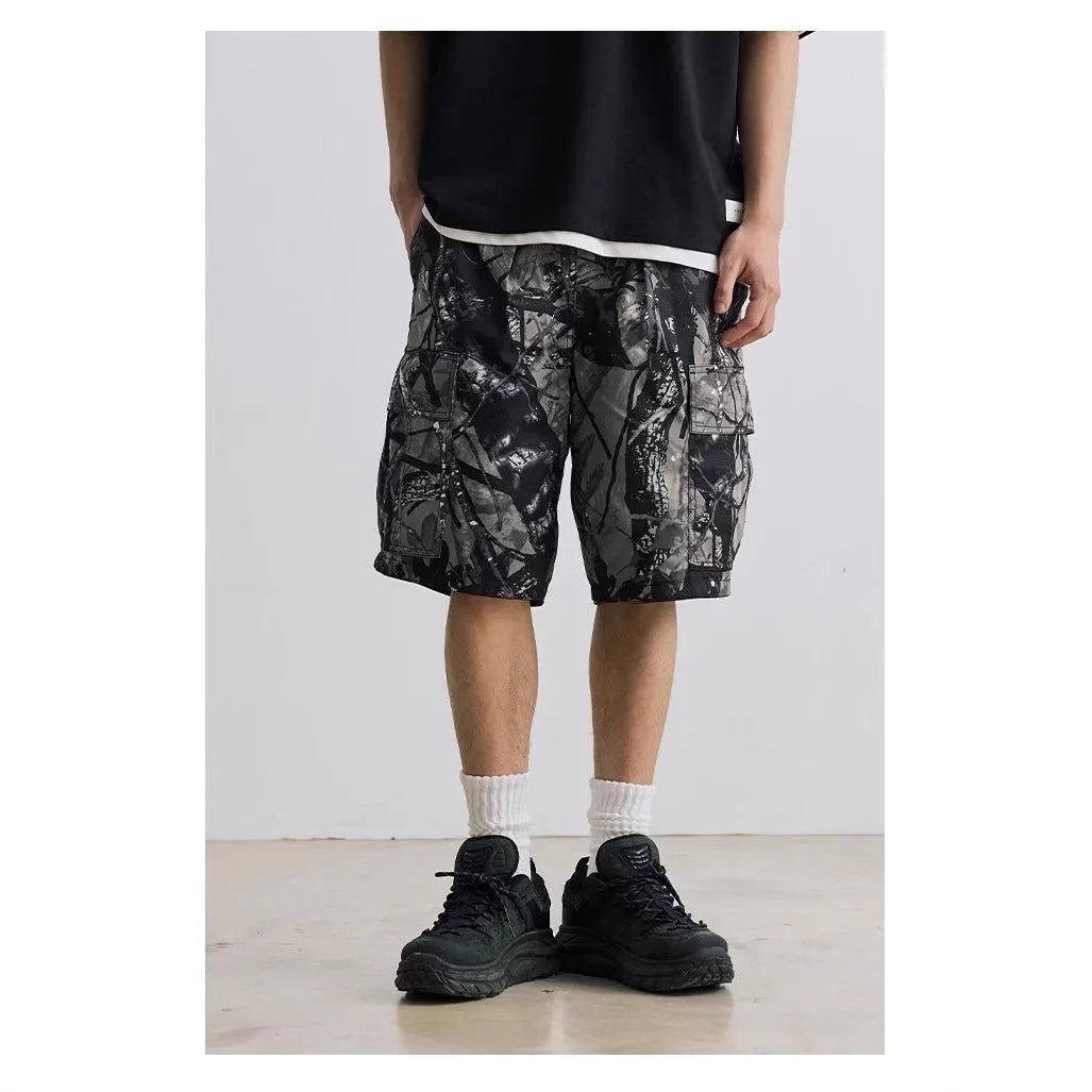 Loose straight-leg denim shorts with micro-elastic waistband in black and army green colour options