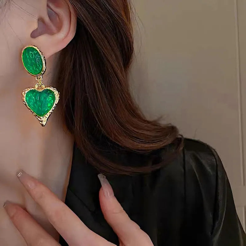Silver needle pleated oval love heart stud earrings in four colour options
