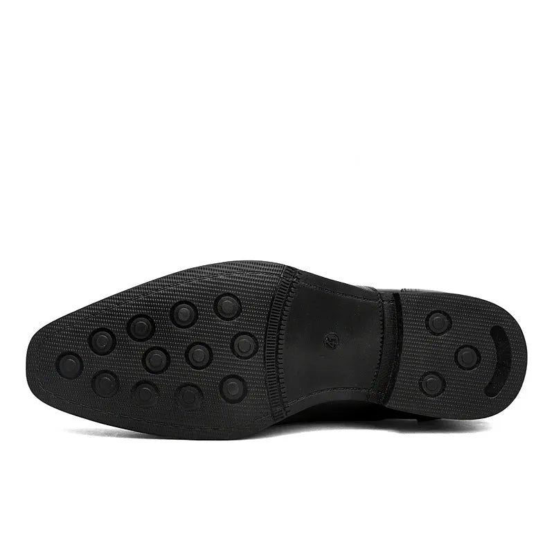 WC85505 Black formal leather brogue shoes for men with pointed-toe lace-up design, low heel, and rubber sole