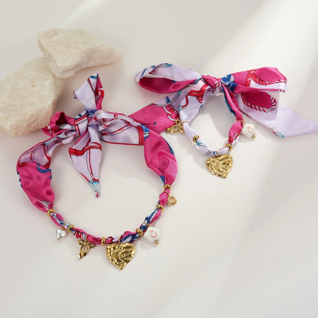 Geometric chain necklace and bracelet jewellery set in stainless steel with gold electroplated finish