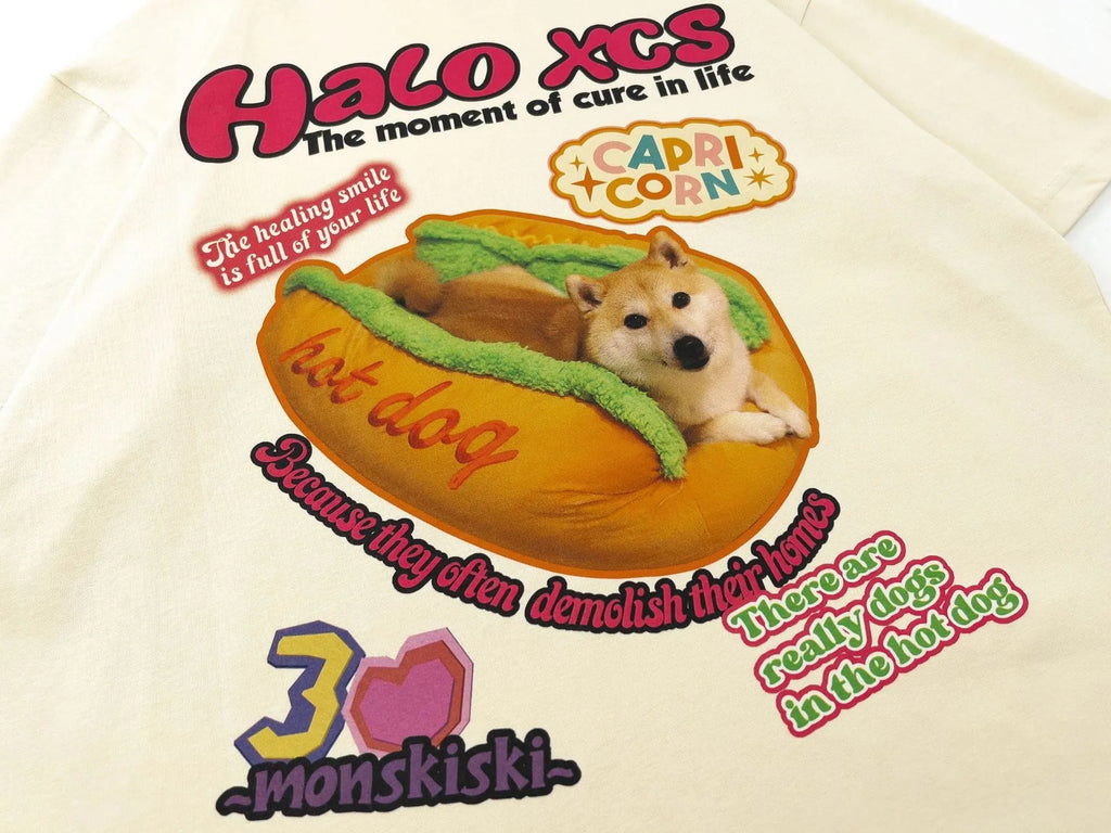 Cotton cartoon hamburger dog printed T-shirt in loose fit with round neck collar