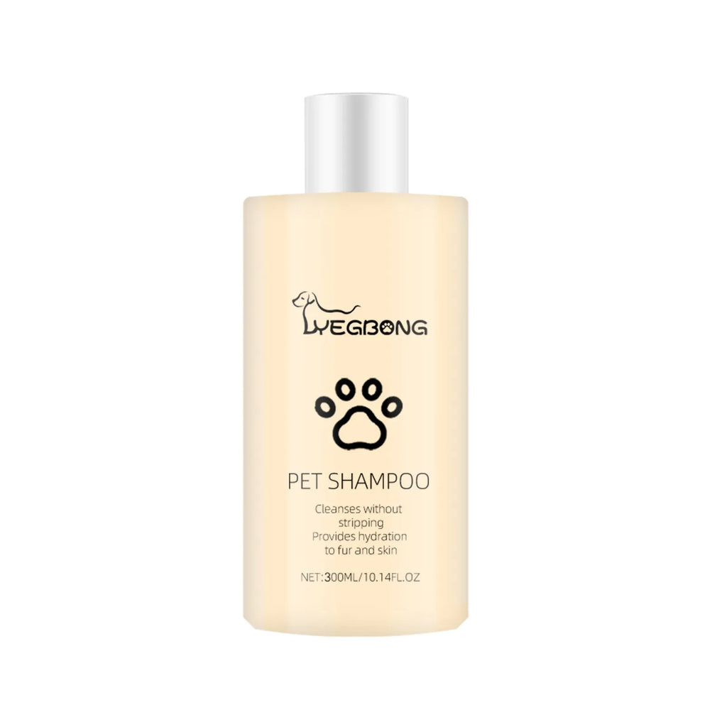 Pet shampoo bottle for cats and dogs in 100ml and 300ml sizes with mild cleaning formula