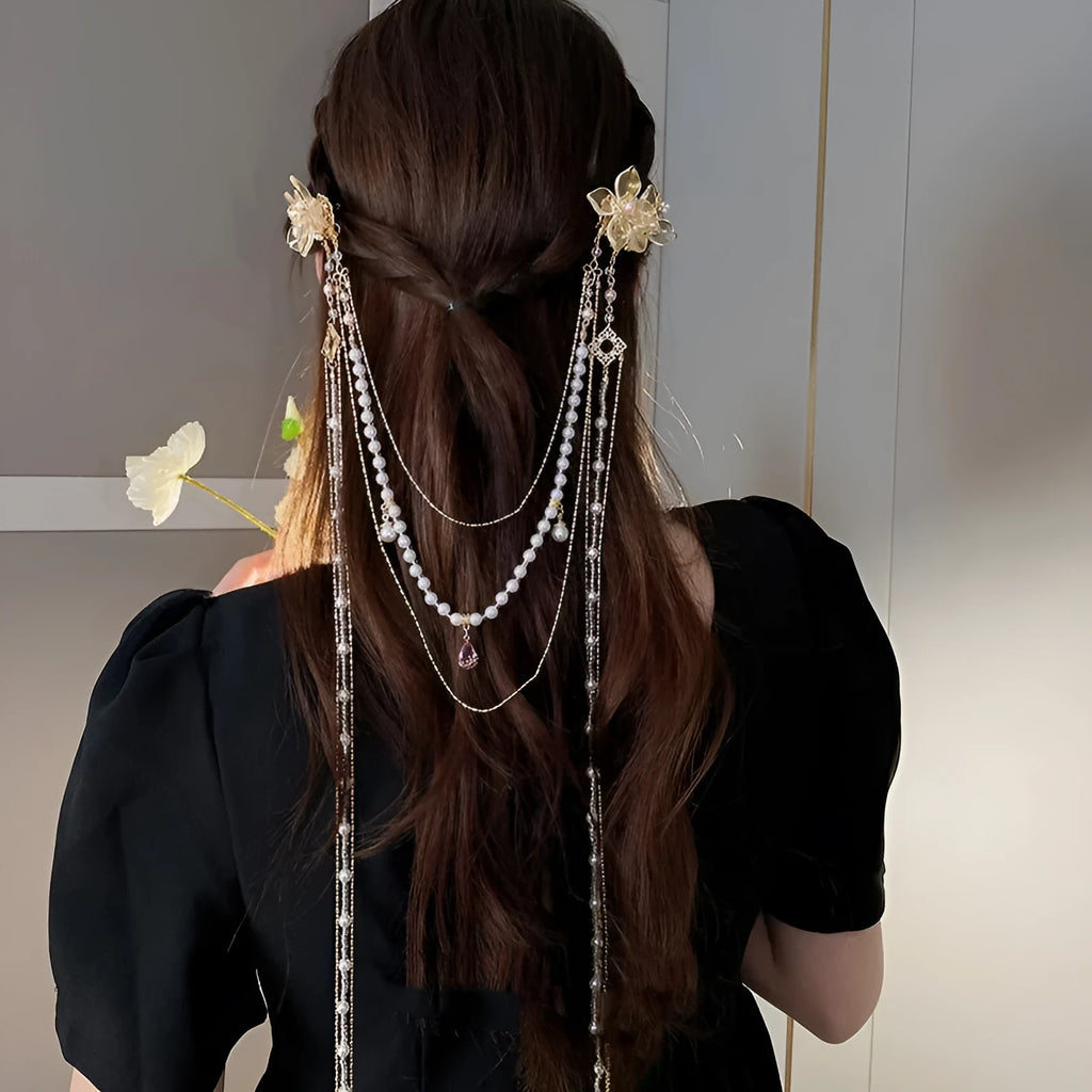 Gold women's hairpin with pearl diamond flower decoration and long tassels