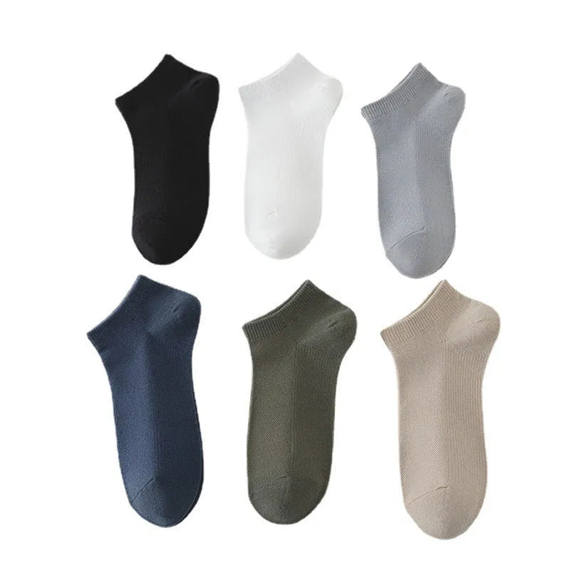 Solid colour polyester boat socks for men in low-cut athletic style