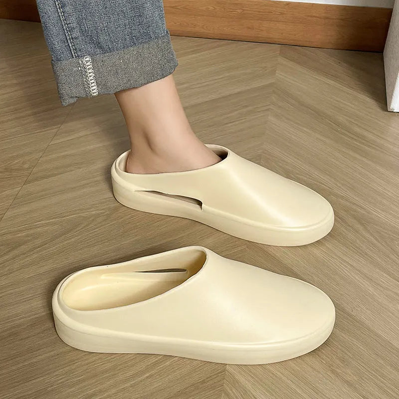 Men's closed-toe non-slip EVA slippers in beige for summer outdoor wear