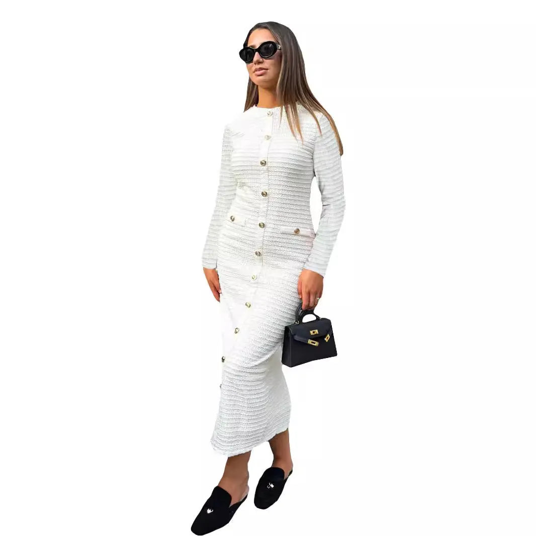 Black and white retro slim fit long-sleeved knitted dress with button front