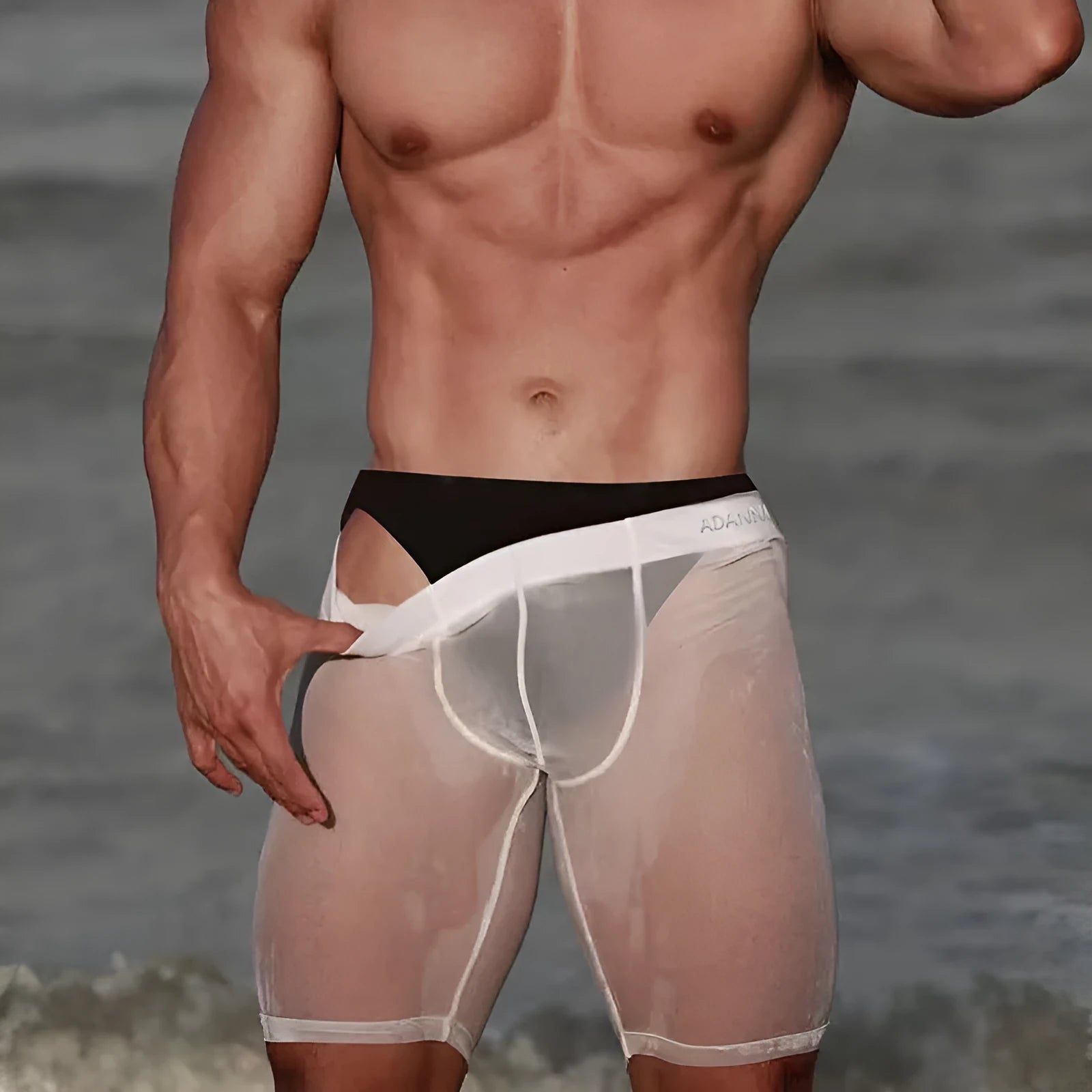 Men's seamless black nylon mesh shorts with hip-lifting function for homewear
