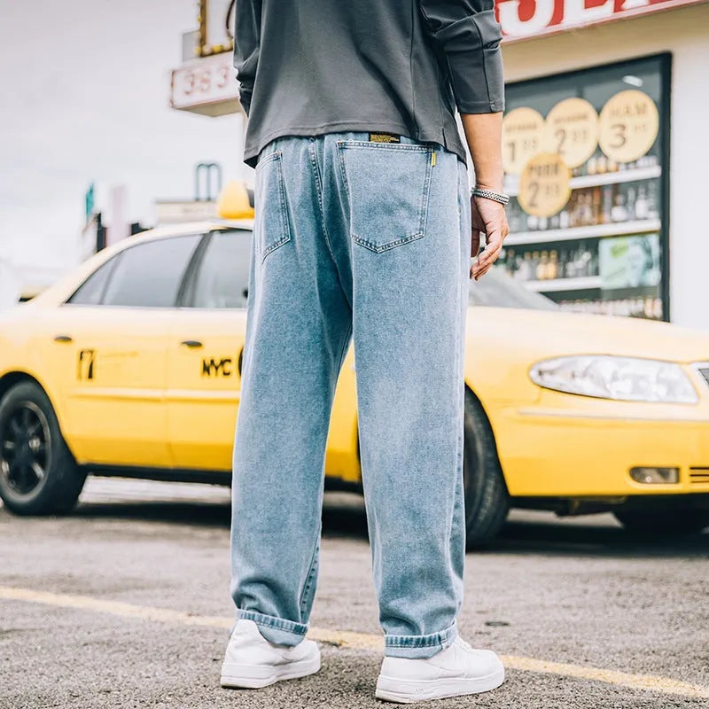 Men's loose straight simple jeans in cotton available in dark blue, light blue and grey colours