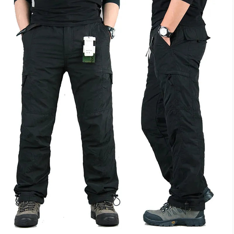 Men's stone-washed cotton overalls with thick padding and velvet lining in khaki colour.